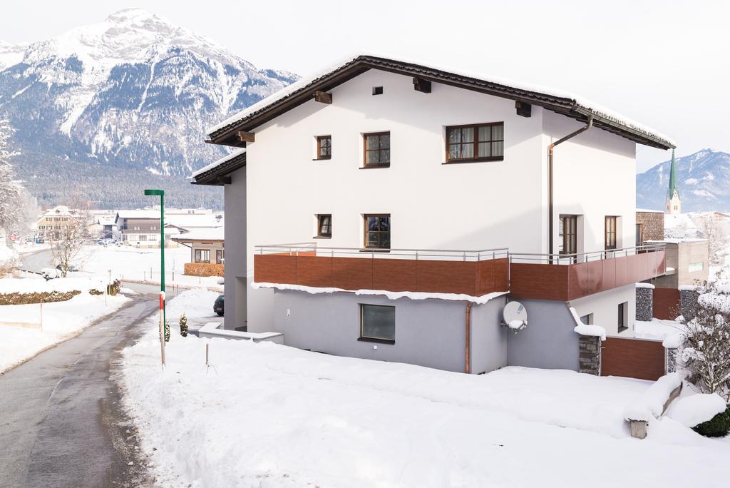 Apart Steiner Apartamento Strass im Zillertal Exterior foto