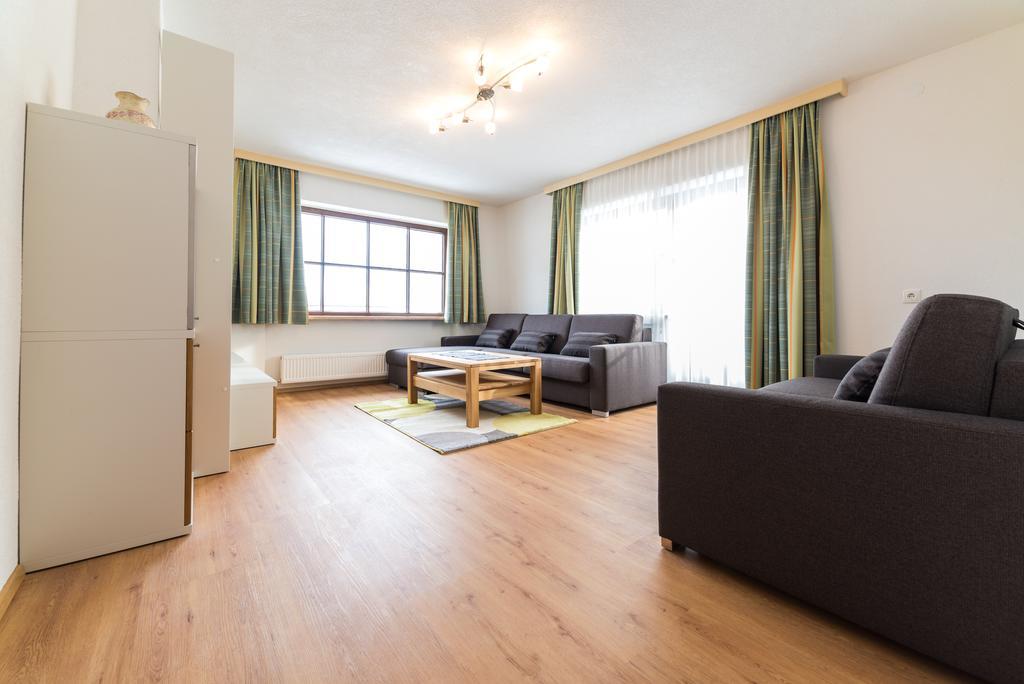 Apart Steiner Apartamento Strass im Zillertal Exterior foto
