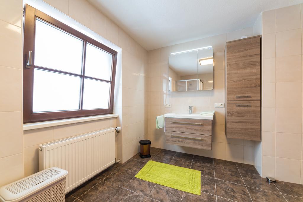 Apart Steiner Apartamento Strass im Zillertal Exterior foto